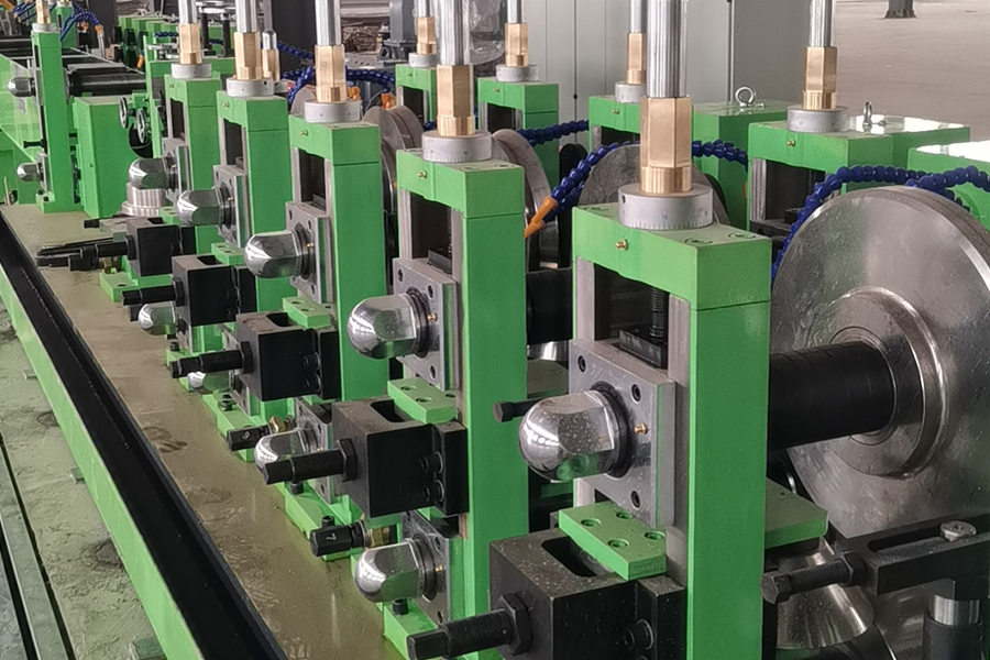 Máquina de tubos ERW 80x80x4.0 mm ERW; Roller de intercambio cuadrado